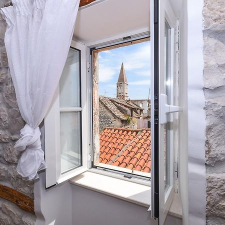 Tragos Lemon Tree Trogir Exterior foto